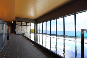 Sundlaugin á Henn na Resort & Spa Kansai Airport - former Henn na Hotel Kansai Airport eða í nágrenninu