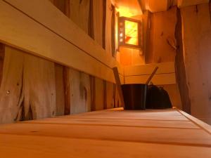 Postel nebo postele na pokoji v ubytování Čapu Liepu sauna
