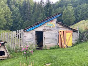 Vonkajšia záhrada v ubytovaní Vikendice Jasen