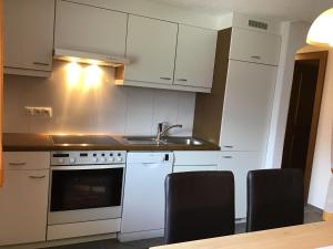 Dapur atau dapur kecil di Haus Resi