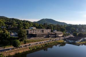 The Terrace Hotel at Lake Junaluska