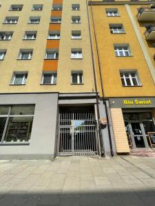 Budova, v ktorej sa apartmán nachádza