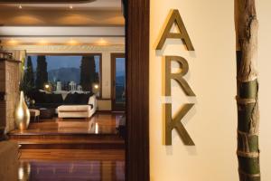 Imagen de la galería de Ark Luxury & Private Villa, en Mouzákion