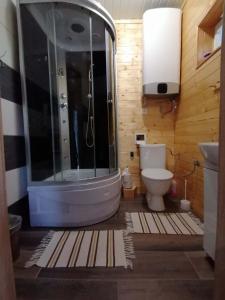 Koupelna v ubytování Chatka u Horalíků