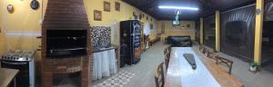 ห้องอาหารหรือที่รับประทานอาหารของ Sitio Recanto da Alegria - MAIRINQUE