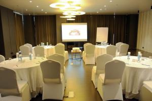 Ärikülastajate ala ja/või konverentsiruum majutusasutuses Udman Hotel Greater Noida