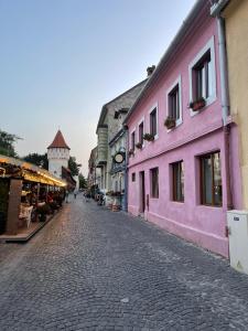 Nabolaget omkring lejligheden eller i nærheden