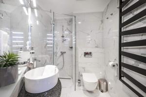 Kúpeľňa v ubytovaní Spa Residence Carbona Hévíz - Relax, Sissi Apartmanok