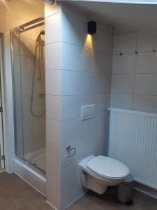 Kylpyhuone majoituspaikassa Hoevetoerisme Op 't Zand