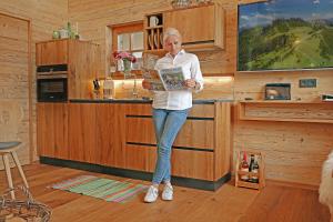 Kuchyň nebo kuchyňský kout v ubytování Das Alm-Chalet-Chiemsee