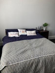 Кровать или кровати в номере Greyfriars Guest House