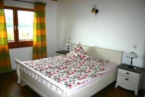 Ένα ή περισσότερα κρεβάτια σε δωμάτιο στο Haus Leenja