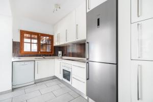 Kuchyň nebo kuchyňský kout v ubytování Villa Sol 9