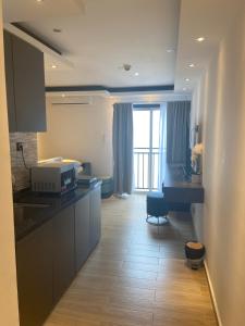 Nhà bếp/bếp nhỏ tại Hôtel Select - Réunion