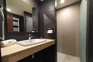 Un baño de ZEPHYR Ifrane