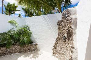 Фотография из галереи Tropica Island Resort-Adults Only в городе Малоло