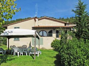 Zahrada ubytování Holiday Home Vigna La Corte-4 by Interhome