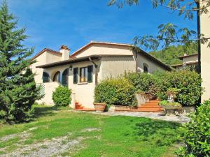 Zahrada ubytování Holiday Home Vigna La Corte-4 by Interhome