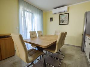 Fotografie z fotogalerie ubytování Apartment Ana-1 by Interhome v destinaci Starigrad-Paklenica + 12 fotografií