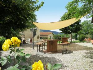 Zahrada ubytování Apartment Vigna La Corte-5 by Interhome