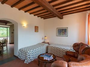 Posezení v ubytování Apartment Vigna La Corte-3 by Interhome