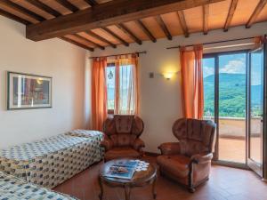 Posezení v ubytování Apartment Vigna La Corte-3 by Interhome