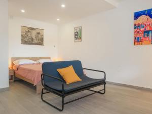 Postel nebo postele na pokoji v ubytování Apartment Gordana-1 by Interhome