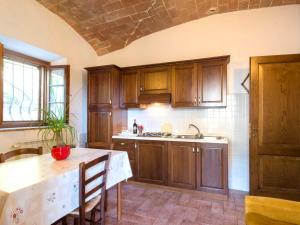 A kitchen or kitchenette at Apartment Stregaia-2 by Interhome