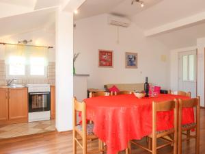 Galeriebild der Unterkunft Apartment Dora-2 by Interhome in Rab