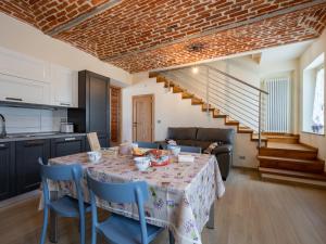 Foto dalla galleria di Holiday Home Bricco delle Rondini by Interhome a Villata