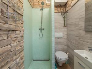 Koupelna v ubytování Holiday Home Mikac by Interhome