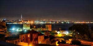 Nespecifikovaný výhled na destinaci Istanbul nebo výhled na město při pohledu z hotelu