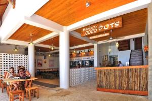 מסעדה או מקום אחר לאכול בו ב-Boracay Coco Huts