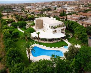 Bazén v ubytování Modica Palace Hotel nebo v jeho okolí
