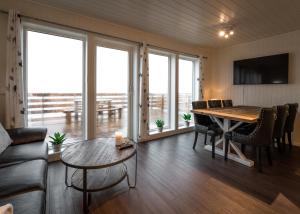 Posezení v ubytování Lofoten Rorbu Lodge