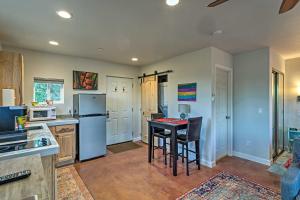 A kitchen or kitchenette at Sunny Sedona Getaway - Hike, Golf, and Relax!