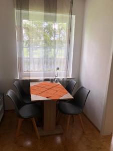 Ein Sitzbereich in der Unterkunft Aventur Studio 212 Am Rotharrsteig