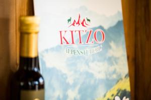Certificato, attestato, insegna o altro documento esposto da Kim Hotel Dresden