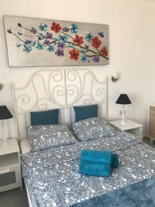 Posteľ alebo postele v izbe v ubytovaní Apartament J&P CostaCalma
