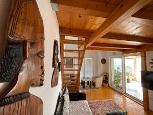 Μια τηλεόραση ή/και κέντρο ψυχαγωγίας στο Apartments in villa Sabb for rent