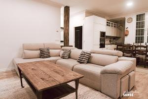 Posedenie v ubytovaní Apartamento San Marcial by SanSe Holidays + 37 fotografií