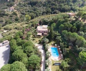 Bazén v ubytovaní Agriturismo Villa Luca alebo v jeho blízkosti