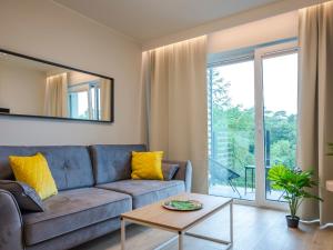 Część wypoczynkowa w obiekcie VacationClub – Sosnowa 4 Apartament 36