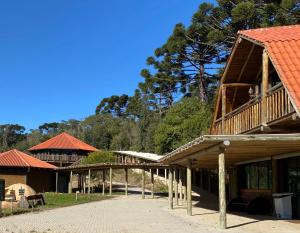 Το κτήριο όπου στεγάζεται  the country house