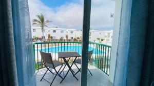 Bazén v ubytovaní B-Rent San Valentin Little Dreams Sea View alebo v jeho blízkosti