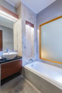 Kylpyhuone majoituspaikassa Gana Hotel & Restaurant