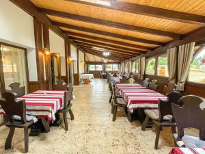 Restaurace v ubytování PENSIUNEA TEOMIR