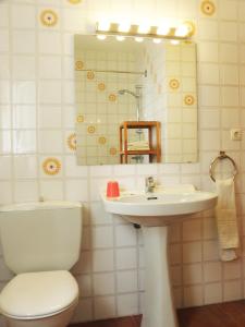 Phòng tắm tại Pensió Vista Alegre