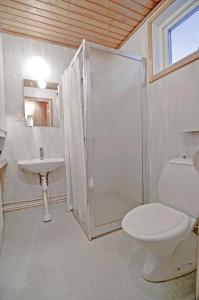 Bathroom sa Kåppas Cabin Village
