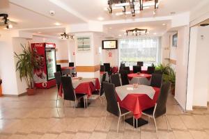 Restaurace v ubytování Plus Hotel